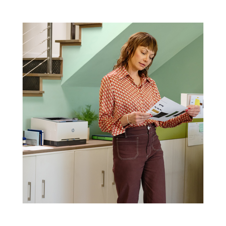 HP Color LaserJet Pro 3202dw A4/Legal Colour Printer