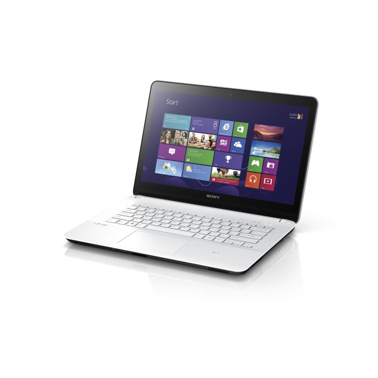 Sony VAIO Fit E 14 Core i3 4GB 750GB 14 inch Windows 8 Laptop in White 