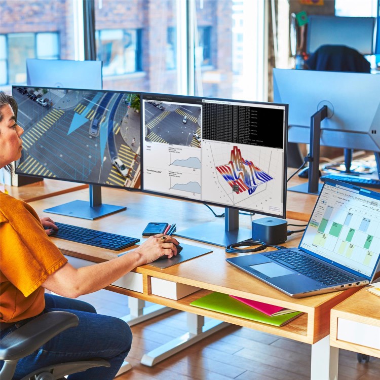 ZBook Fury 16 G11 Mobile Workstation PC, 16", Windows 11 Pro, Intel Core™ i9, 32GB RAM, 1TB SSD, NVIDIA RTX™ 2000, WUXGA