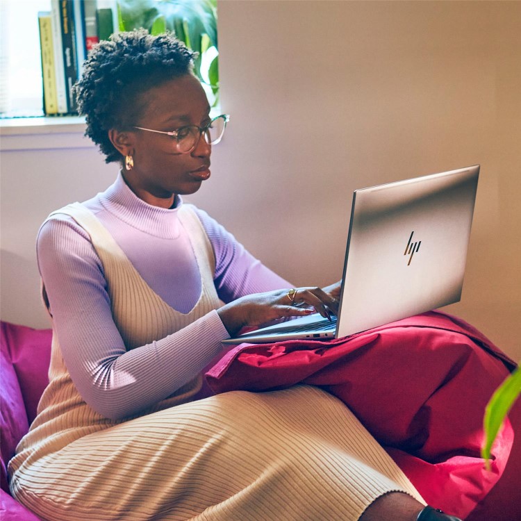 ZBook Firefly 14 inch G11 Mobile Workstation PC Wolf Pro Security Edition - Data Science, 14", Windows 11 Pro, Intel Core™ Ultra 7, 32GB RAM, 1TB SSD, NVIDIA RTX™ A500, WUXGA