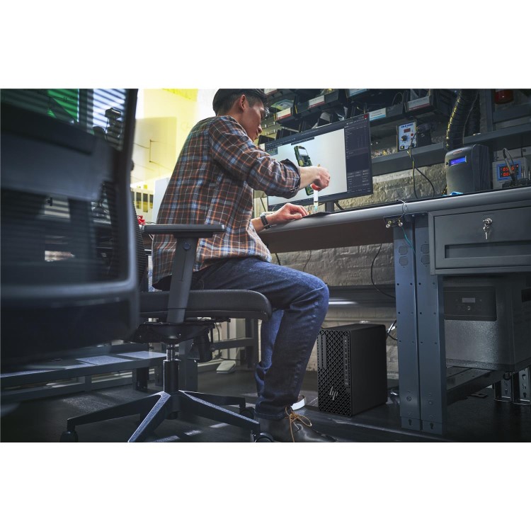 Z1 Tower G1i Desktop PC, Windows 11 Pro, Intel Core™ Ultra 9, 32GB RAM, 1TB SSD, NVIDIA GeForce RTX™ 5060 Ti