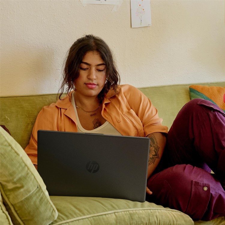 HP BM2V4EA Intel Core i3 4GB RAM 256GB SSD 15.6 Inch Windows 11 S Laptop