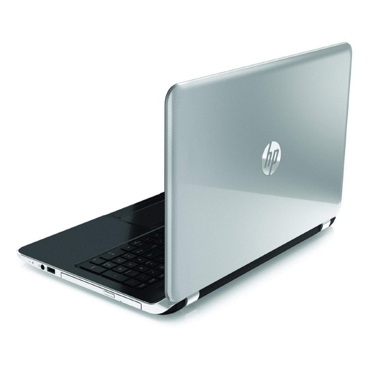 HP Pavilion 15-n038sa AMD A10 Quad Core 8GB 1TB Windows 8 Laptop in Black & Silver