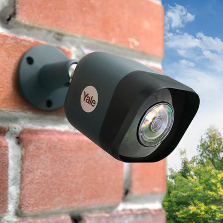 Yale 2 Camera 4MP DVR CCTV System with 1TB HDD 