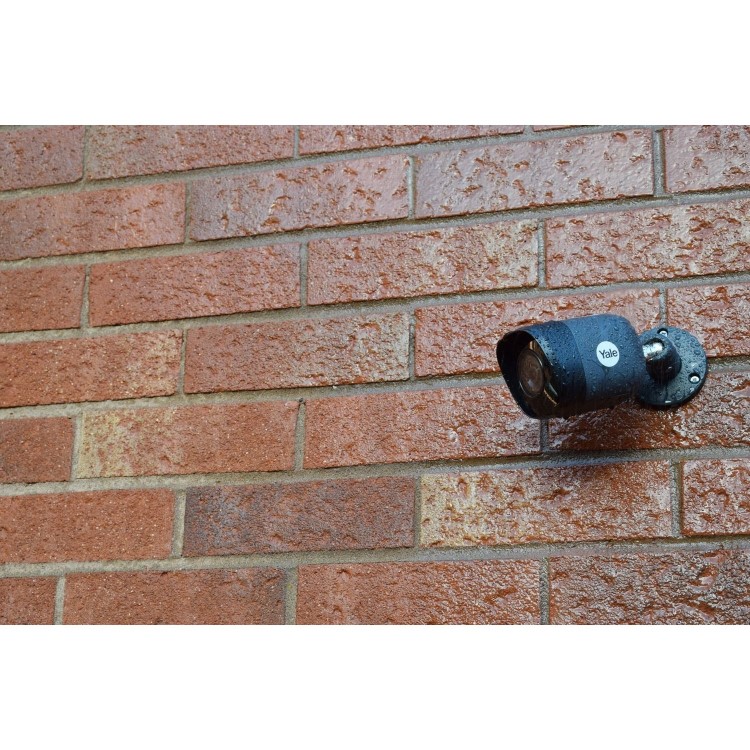 Yale 4 Camera 1080p HD DVR CCTV System with 2TB HDD