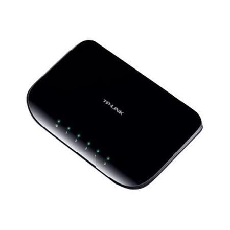 TP-Link 5-port Desktop Gigabit Switch  5 10/100/1000M RJ45 ports  plastic case